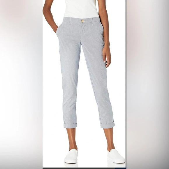 Tommy Hilfiger Women’s Pin Striped Hampton Chino Pant. New with size sticker. 6 - Picture 1 of 11